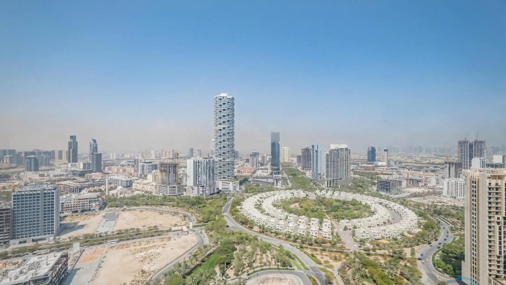Majestic Studio Apartment In Regina Tower, Jumeirah Village Circle By Deluxe Holiday Homes Dubaj Egyesült Arab Emírségek